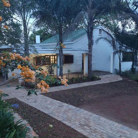 Windsor Cottage Barberton Exterior photo